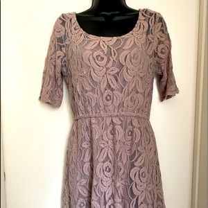 👚✨ LOVE ON A HANGER LACE TOP